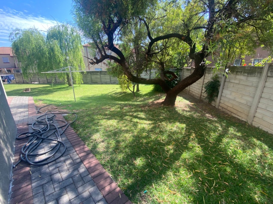 3 Bedroom Property for Sale in Safari Gardens North West